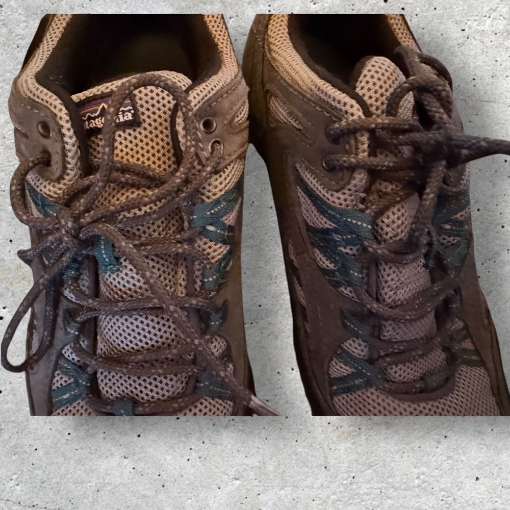Patagonia Women’s Forge/ Tidal Hiking Shoes - Picture 4 of 9